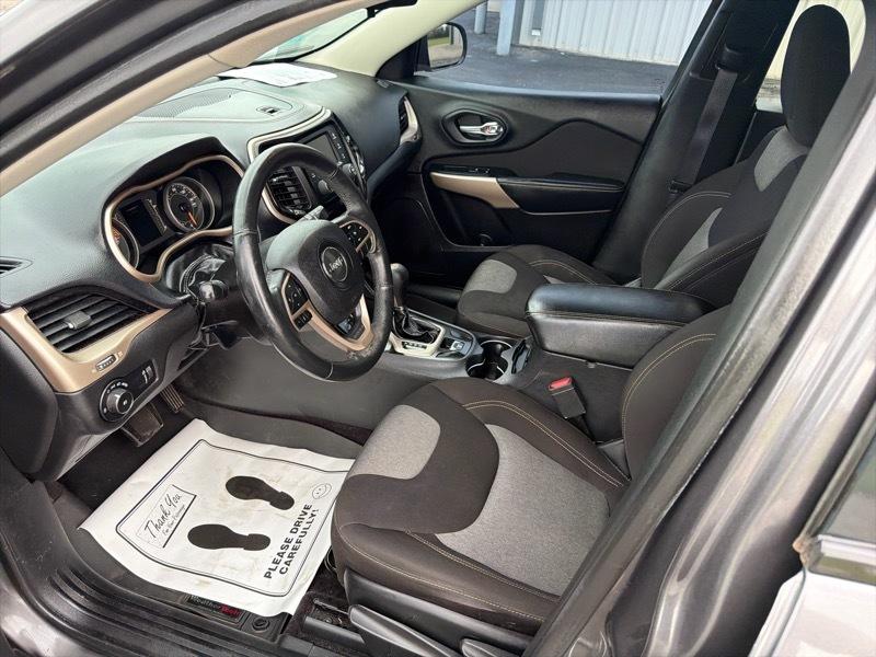 Jeep Cherokee Latitude FWD 2018