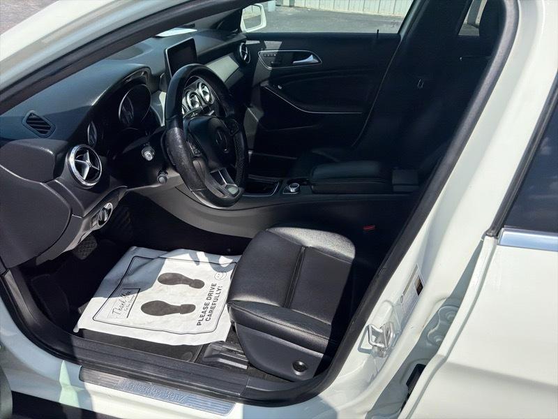 Mercedes-Benz GLA-Class GLA250 4MATIC 2017