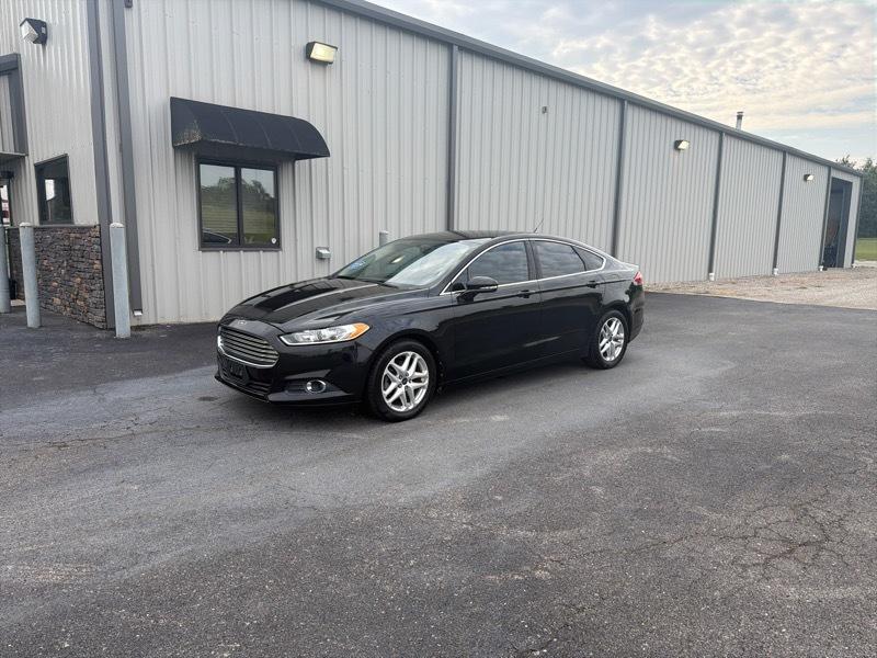 Ford Fusion SE 2013