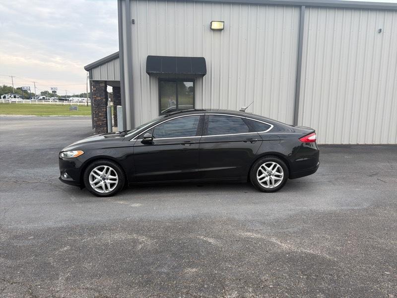 Ford Fusion SE 2013