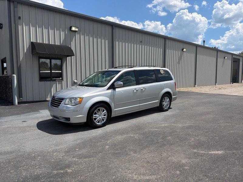2008 Chrysler Town & Country Limited