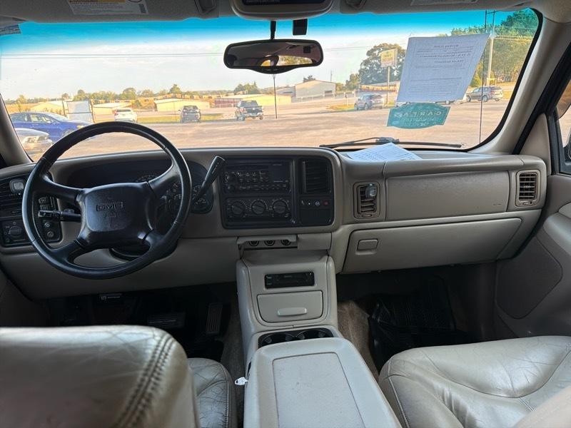 GMC Yukon XL photo 7