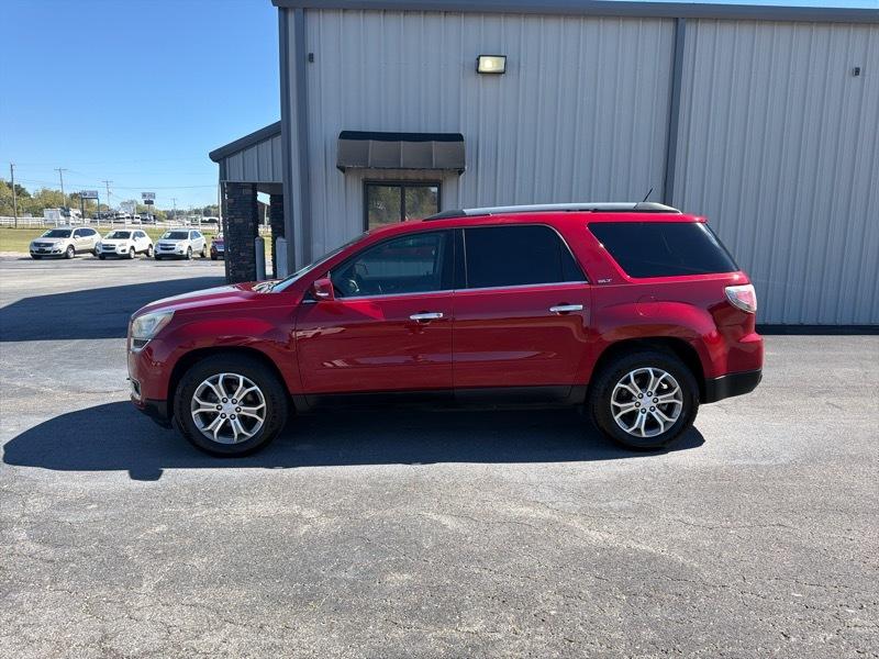 GMC Acadia photo 3