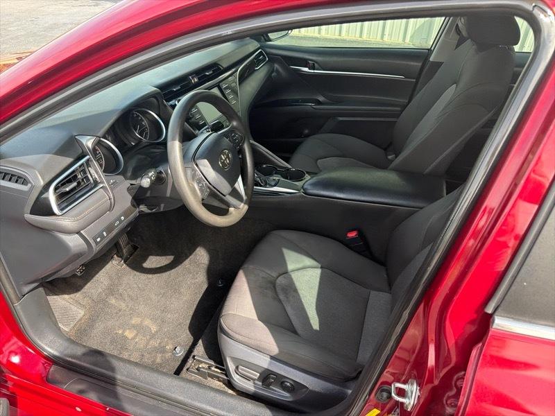 Toyota Camry photo 4