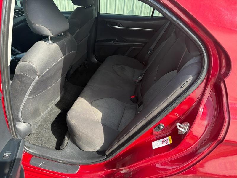 Toyota Camry photo 5