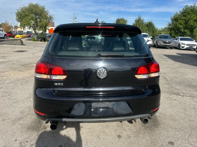 Volkswagen GTI 2.0T Coupe 2010 Volkswagen GTI 2.0T Coupe 2010