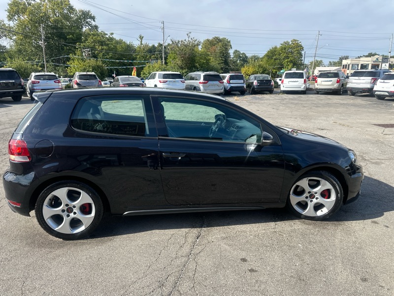 Volkswagen GTI 2.0T Coupe 2010 Volkswagen GTI 2.0T Coupe 2010