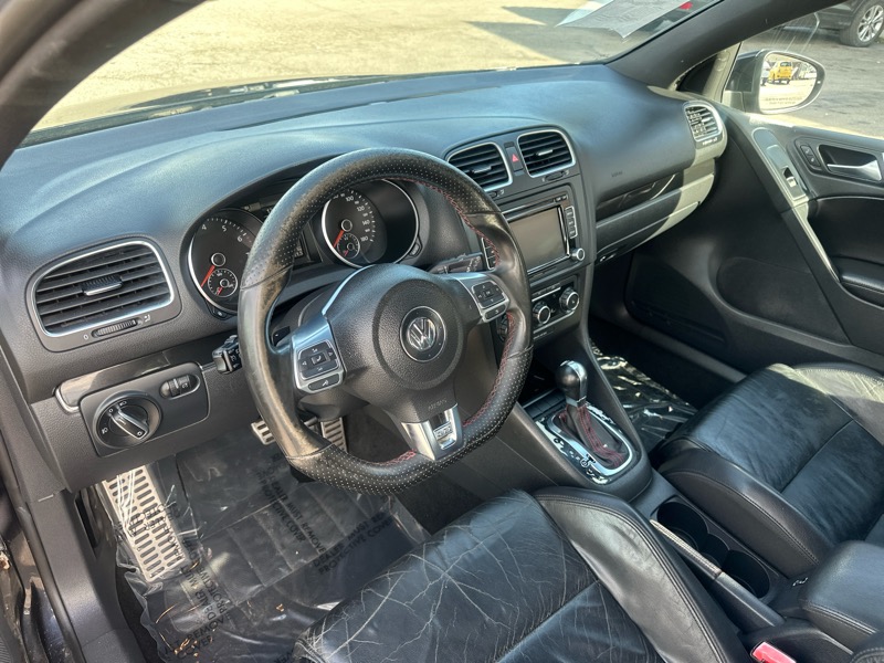Volkswagen GTI 2.0T Coupe 2010 Volkswagen GTI 2.0T Coupe 2010