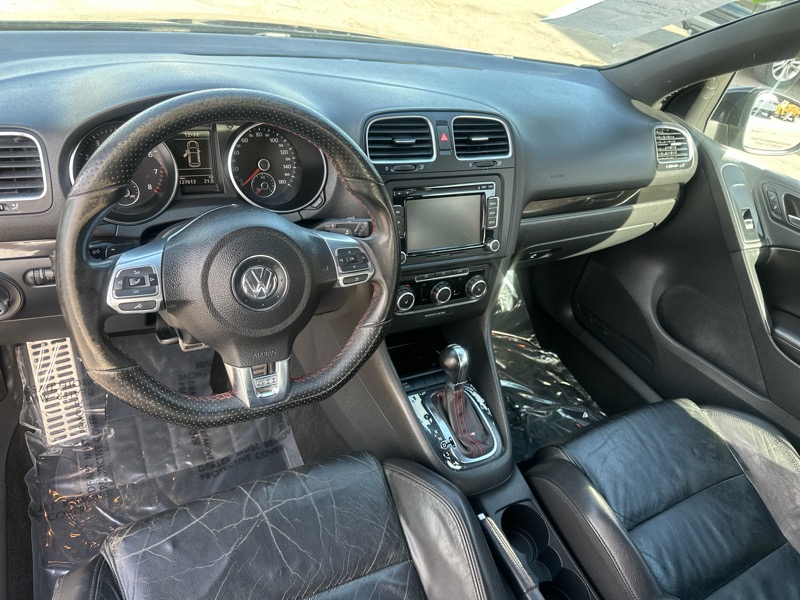 Volkswagen GTI 2.0T Coupe 2010 Volkswagen GTI 2.0T Coupe 2010