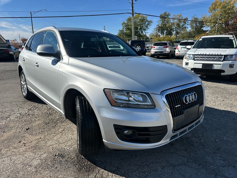 Audi Q5 2.0 quattro Premium 2012 Audi Q5 2.0 quattro Premium 2012