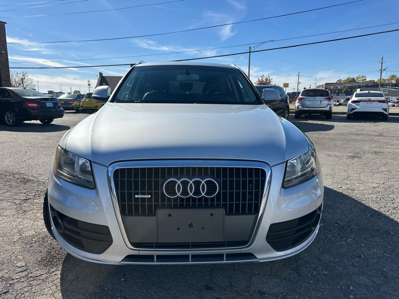 Audi Q5 2.0 quattro Premium 2012 Audi Q5 2.0 quattro Premium 2012