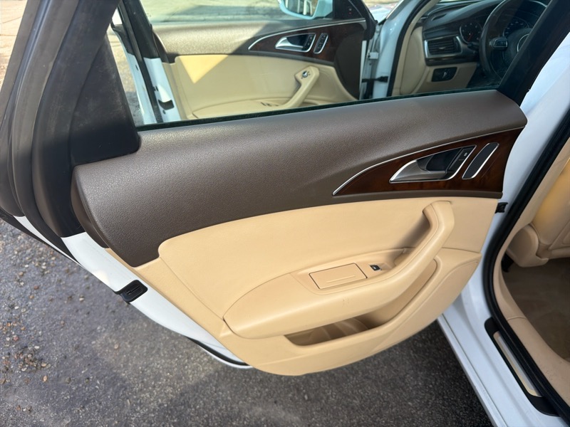 Audi A6 2.0T Premium Plus 2015