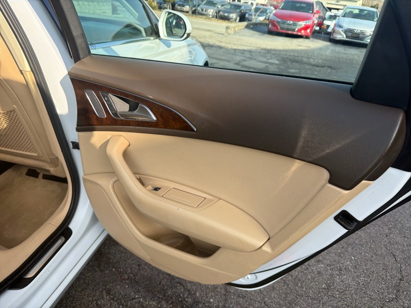 Audi A6 2.0T Premium Plus 2015