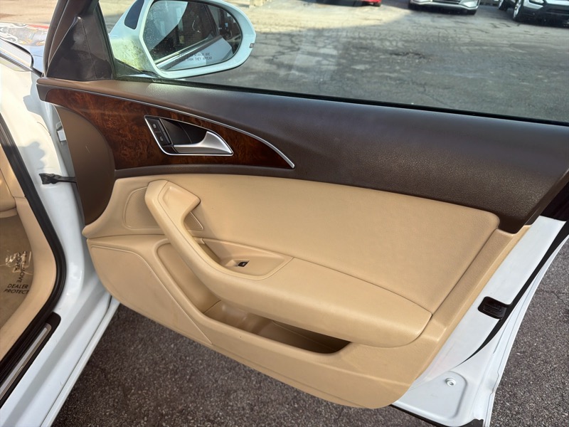 Audi A6 2.0T Premium Plus 2015