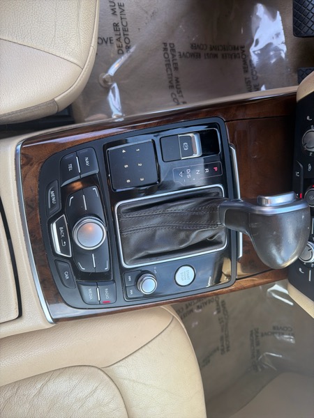 Audi A6 2.0T Premium Plus 2015