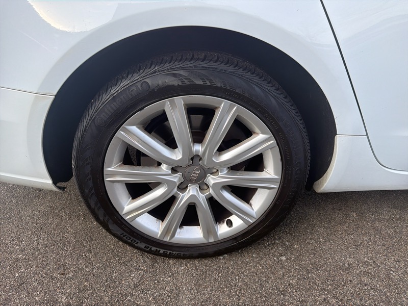 Audi A6 2.0T Premium Plus 2015