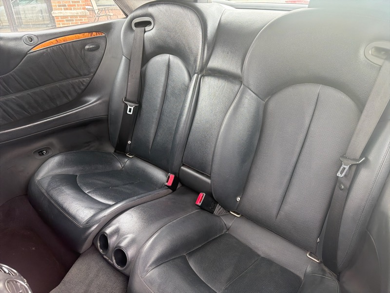 Mercedes-Benz CLK-Class CLK320 Cabriolet 2005