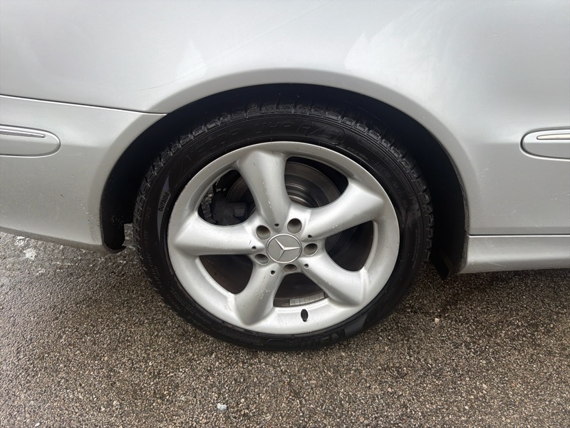 Mercedes-Benz CLK-Class CLK320 Cabriolet 2005