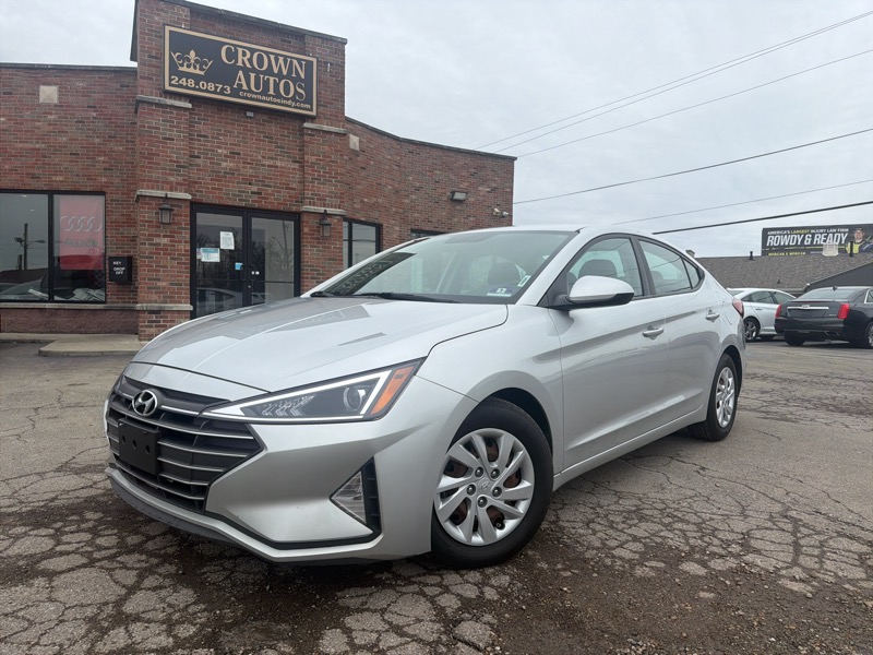 Hyundai Elantra SE 6AT 2019