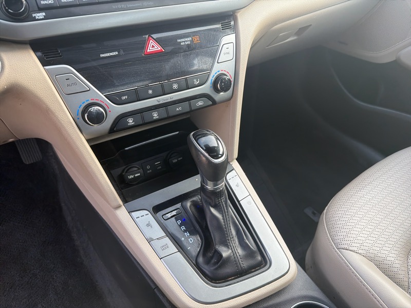 Hyundai Elantra Limited 2017