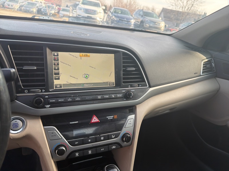 Hyundai Elantra Limited 2017