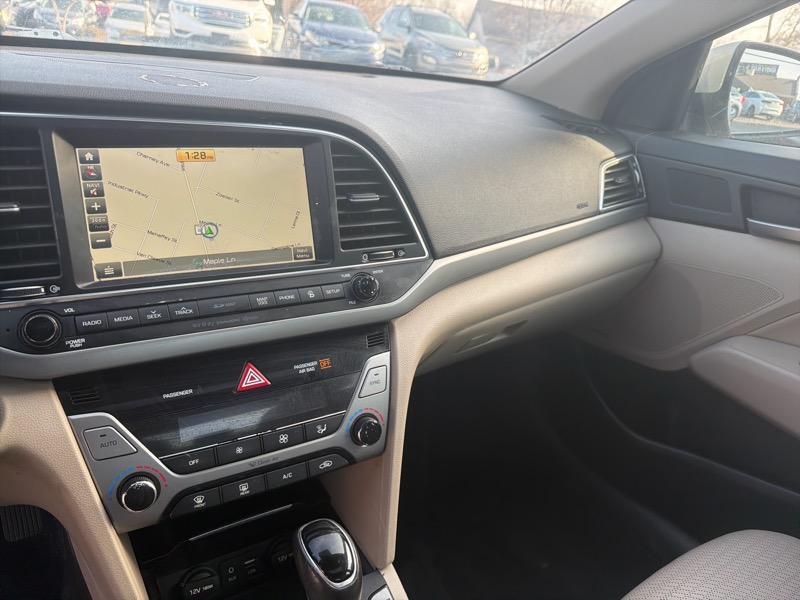 Hyundai Elantra Limited 2017