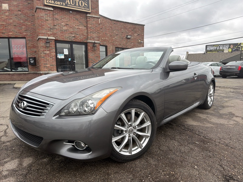 Infiniti G Convertible Base 2012