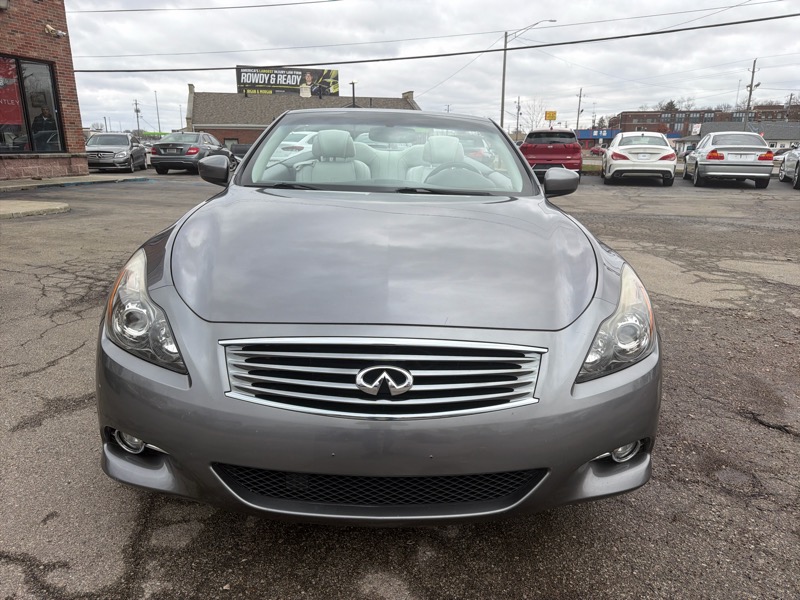 Infiniti G Convertible Base 2012