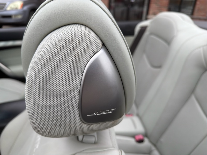 Infiniti G Convertible Base 2012