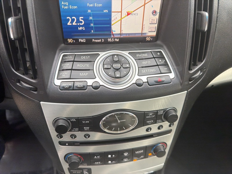 Infiniti G Convertible Base 2012