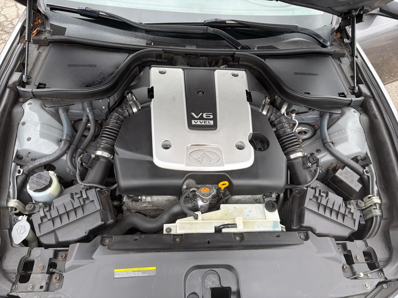 Infiniti G Convertible Base 2012