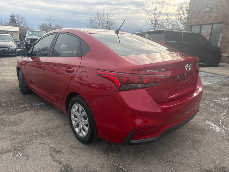 Hyundai Accent SEL 4-Door 6A 2019