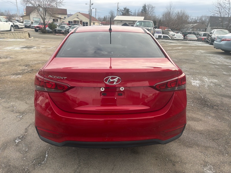 Hyundai Accent SEL 4-Door 6A 2019