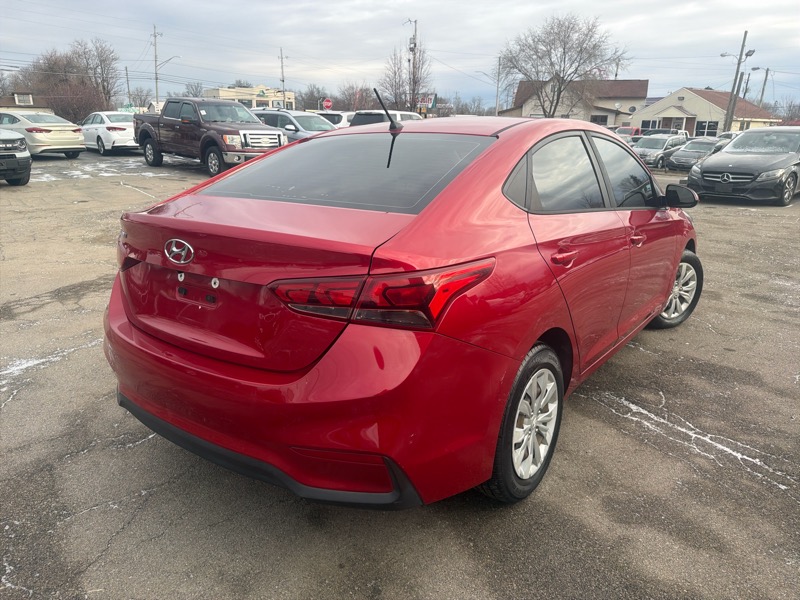 Hyundai Accent SEL 4-Door 6A 2019