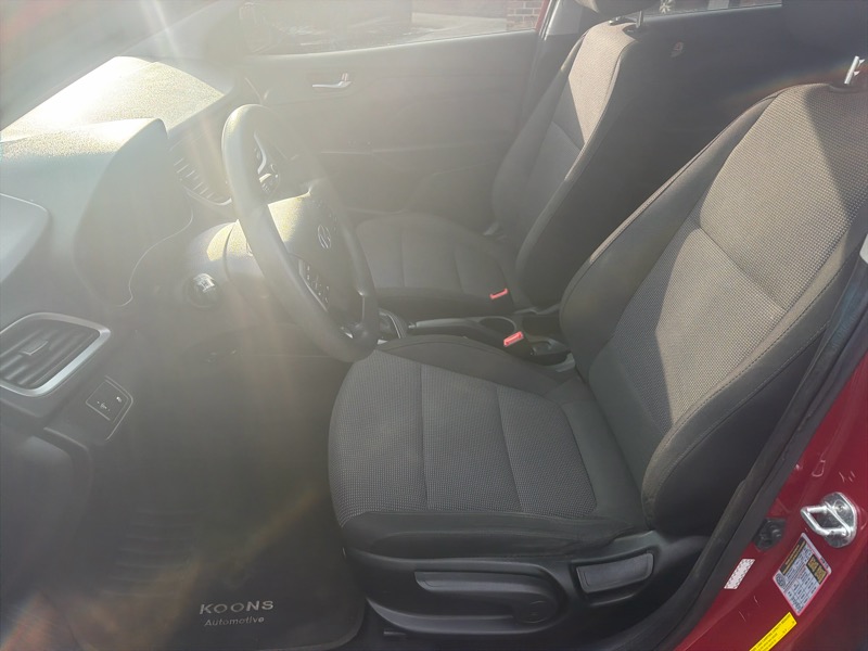 Hyundai Accent SEL 4-Door 6A 2019