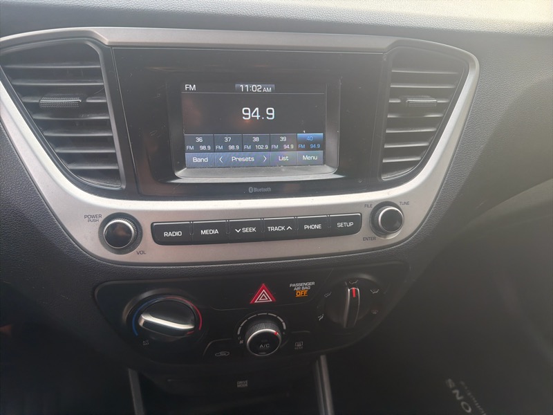 Hyundai Accent SEL 4-Door 6A 2019