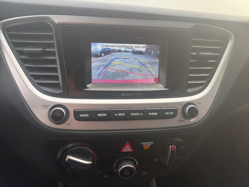 Hyundai Accent SEL 4-Door 6A 2019