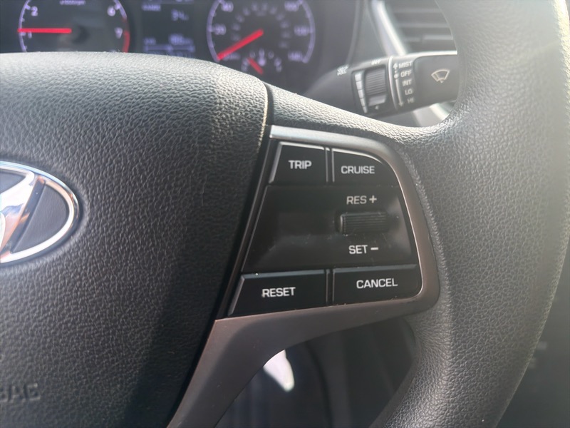 Hyundai Accent SEL 4-Door 6A 2019