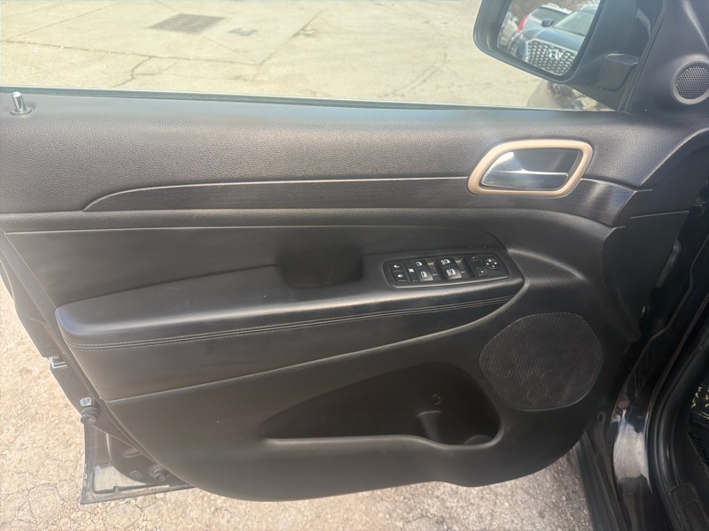 Jeep Grand Cherokee Laredo 4WD 2014