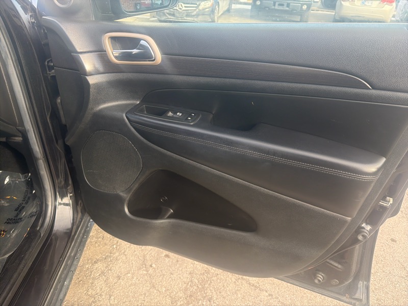 Jeep Grand Cherokee Laredo 4WD 2014