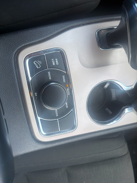 Jeep Grand Cherokee Laredo 4WD 2014