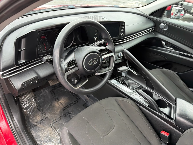 Hyundai Elantra SEL 2021