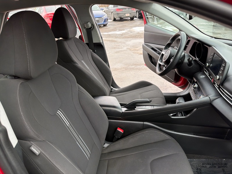 Hyundai Elantra SEL 2021