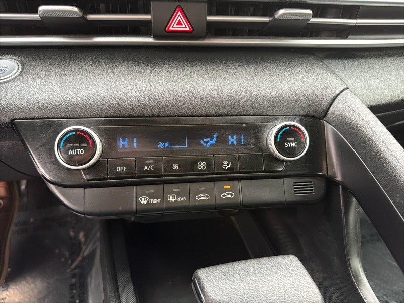 Hyundai Elantra SEL 2021