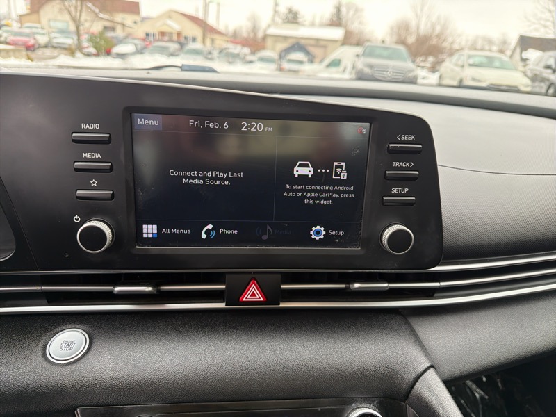 Hyundai Elantra SEL 2021