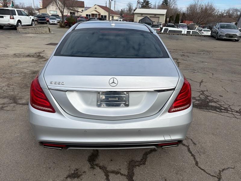 Mercedes-Benz S-Class S550 2014