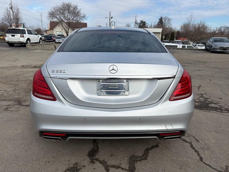 Mercedes-Benz S-Class S550 2014