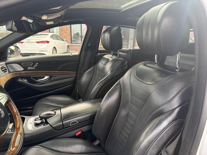 Mercedes-Benz S-Class S550 2014