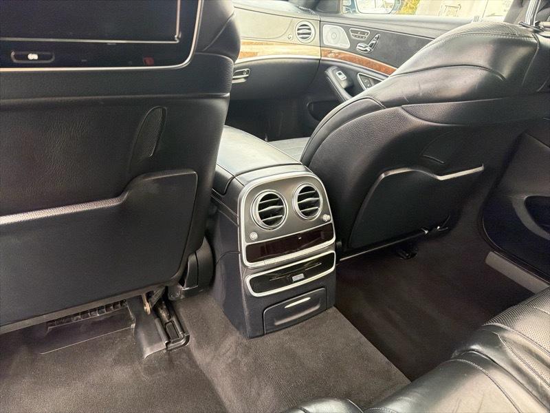 Mercedes-Benz S-Class S550 2014