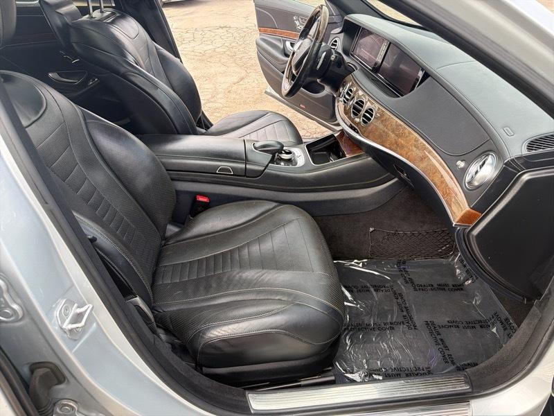 Mercedes-Benz S-Class S550 2014